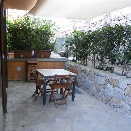 Residence Borgo Punta Villa Ла-Маддалена Номер фото
