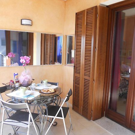 Residence Borgo Punta Villa Ла-Маддалена Номер фото