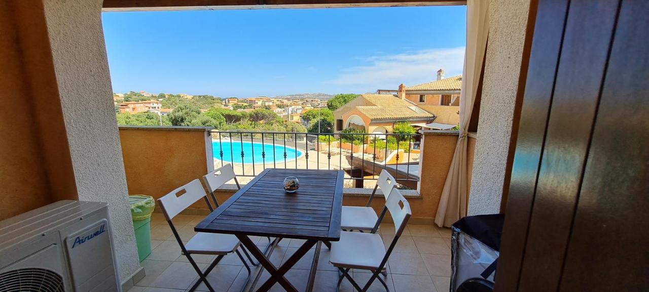 Residence Borgo Punta Villa Ла-Маддалена Экстерьер фото