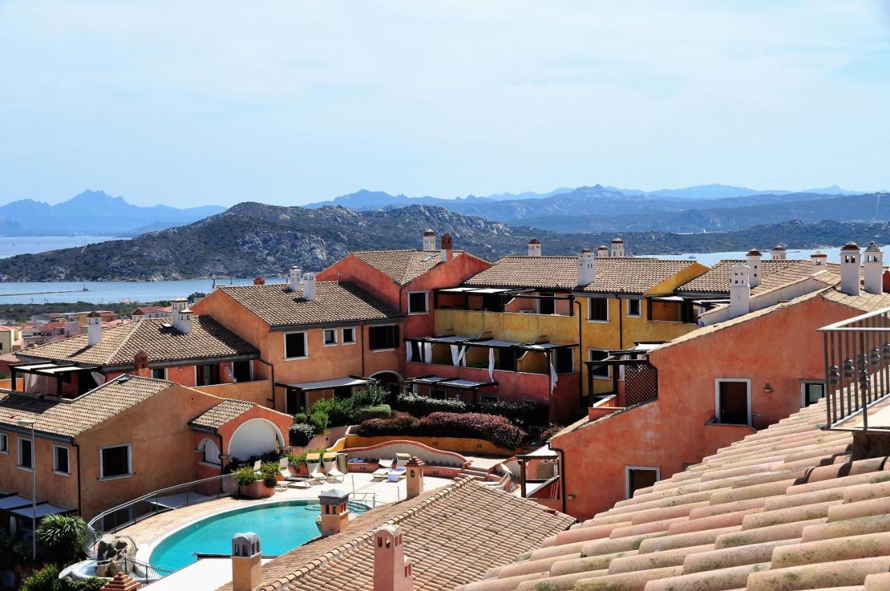 Residence Borgo Punta Villa Ла-Маддалена Экстерьер фото