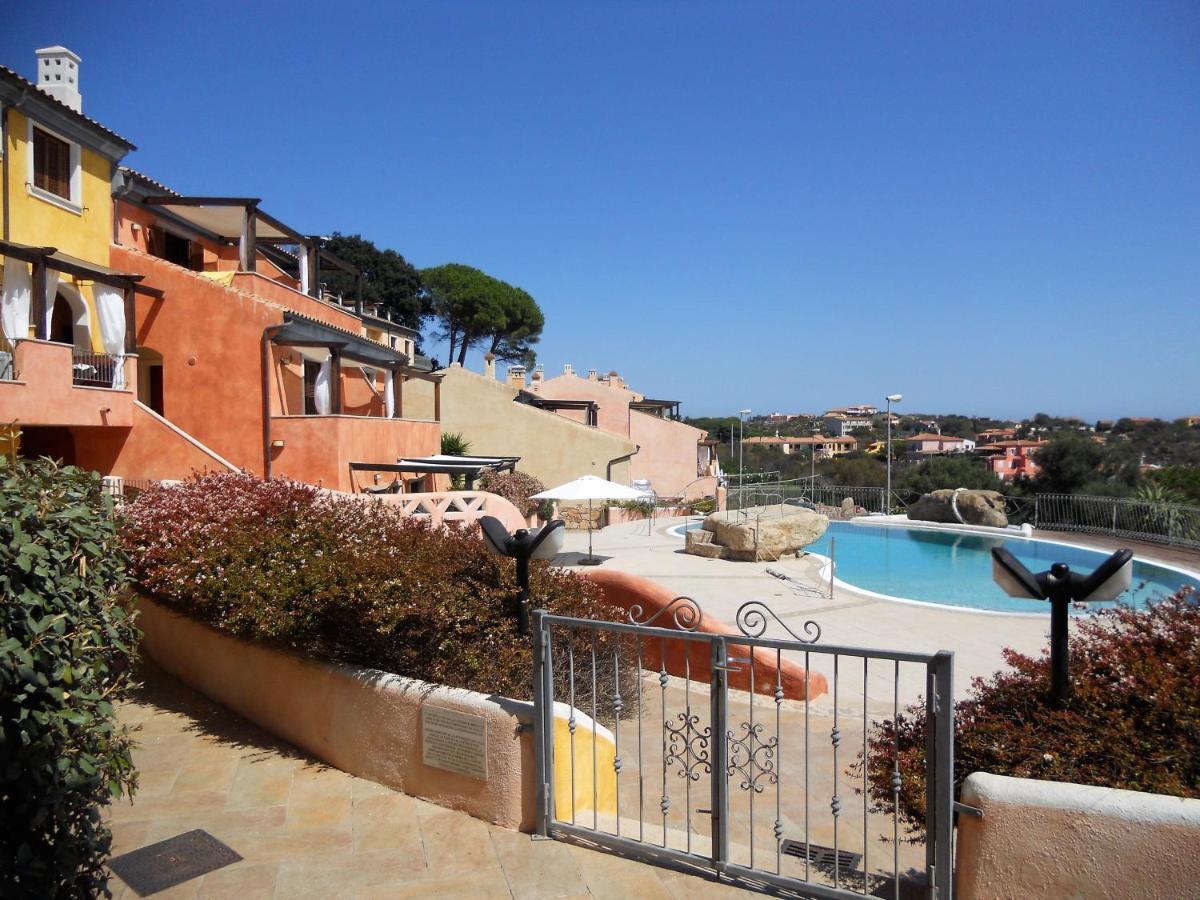 Residence Borgo Punta Villa Ла-Маддалена Экстерьер фото