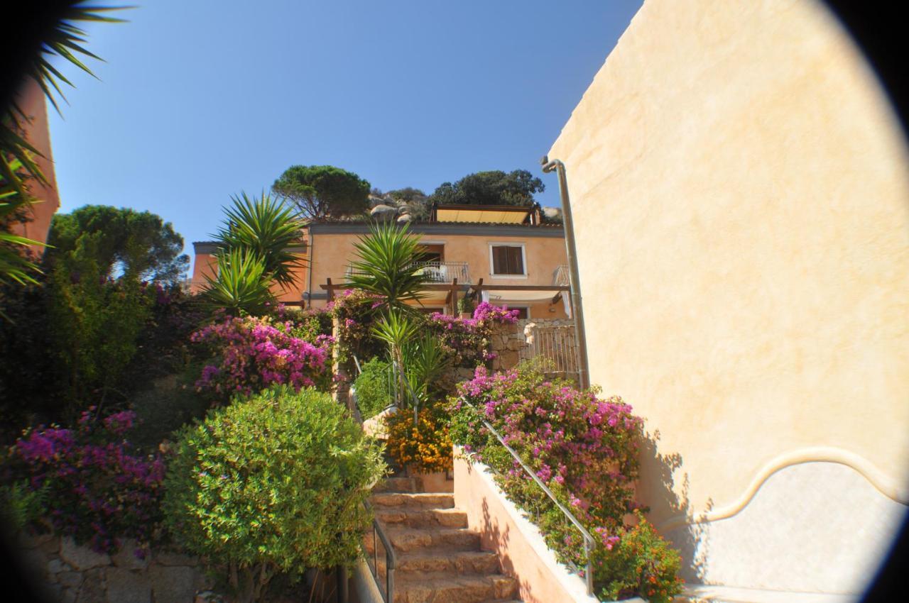 Residence Borgo Punta Villa Ла-Маддалена Экстерьер фото