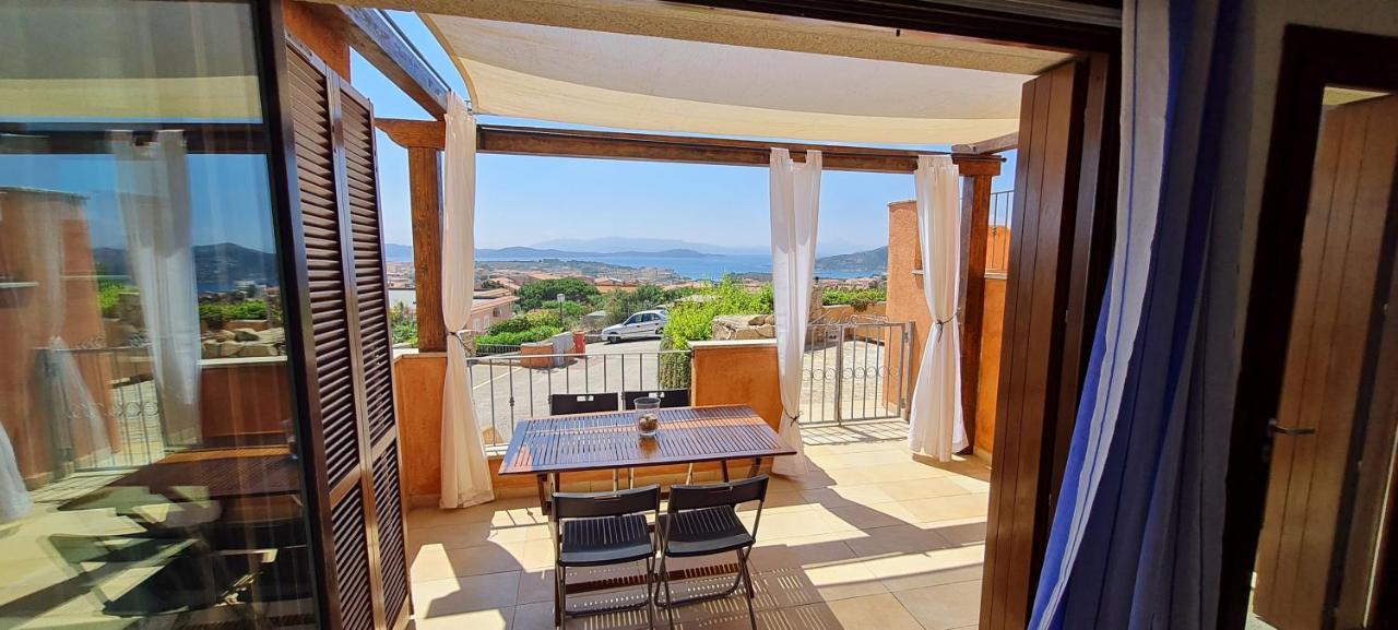 Residence Borgo Punta Villa Ла-Маддалена Экстерьер фото
