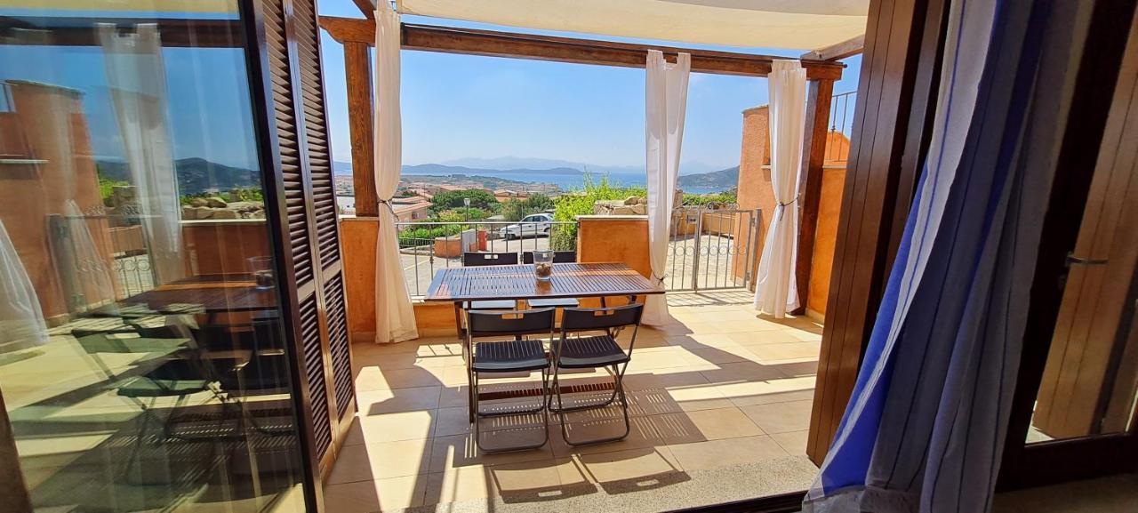 Residence Borgo Punta Villa Ла-Маддалена Экстерьер фото
